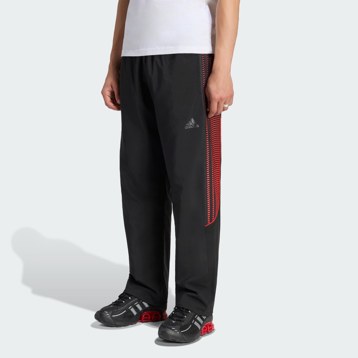 Pantalon De Survêtement Adidas X Coca-Cola Teamgeist 26 Pantalon De Survêtement Adidas X Coca-Cola Teamgeist 26 black, adidas Originals