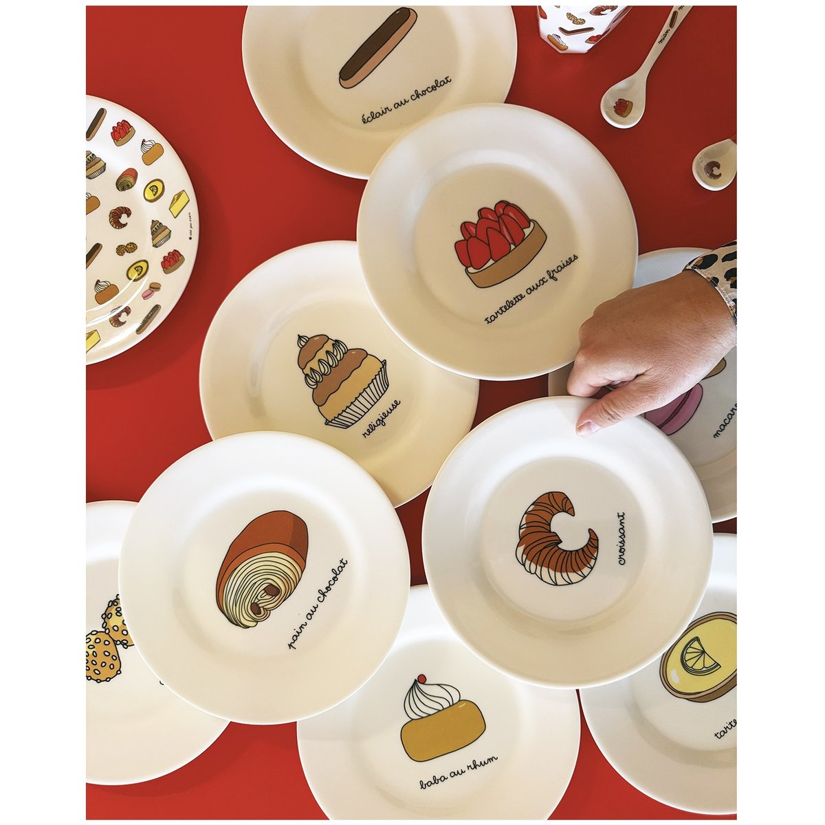 Assiette enfant avec pain au chocolat 20 cm blanc, PETIT JOUR