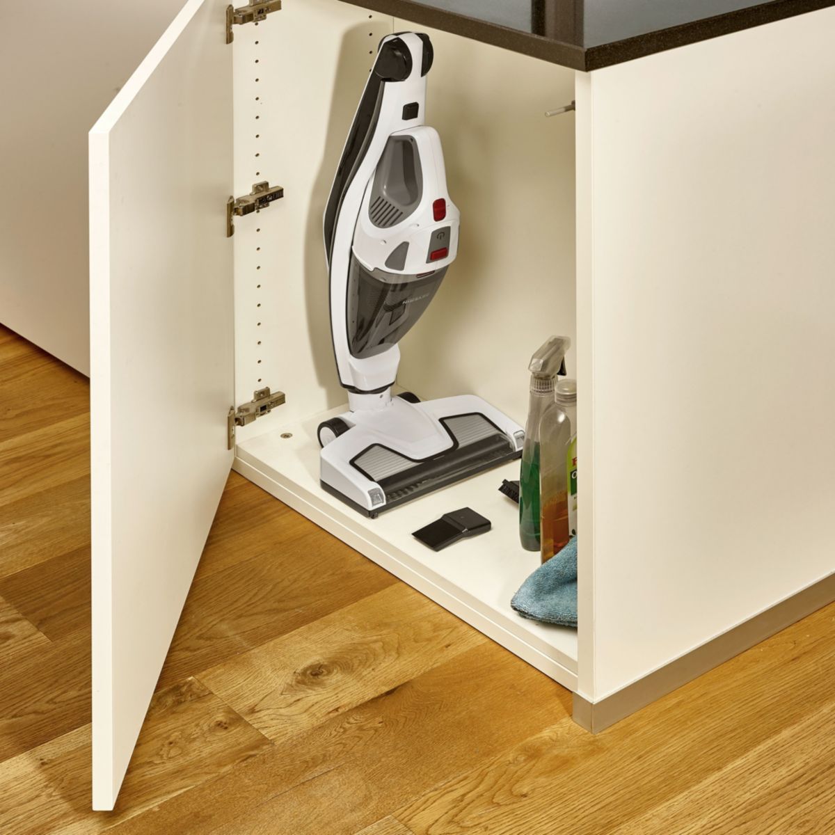 Aspirateur balai SC 7173 sans fil 2 en 1 couleur unique, SEVERIN