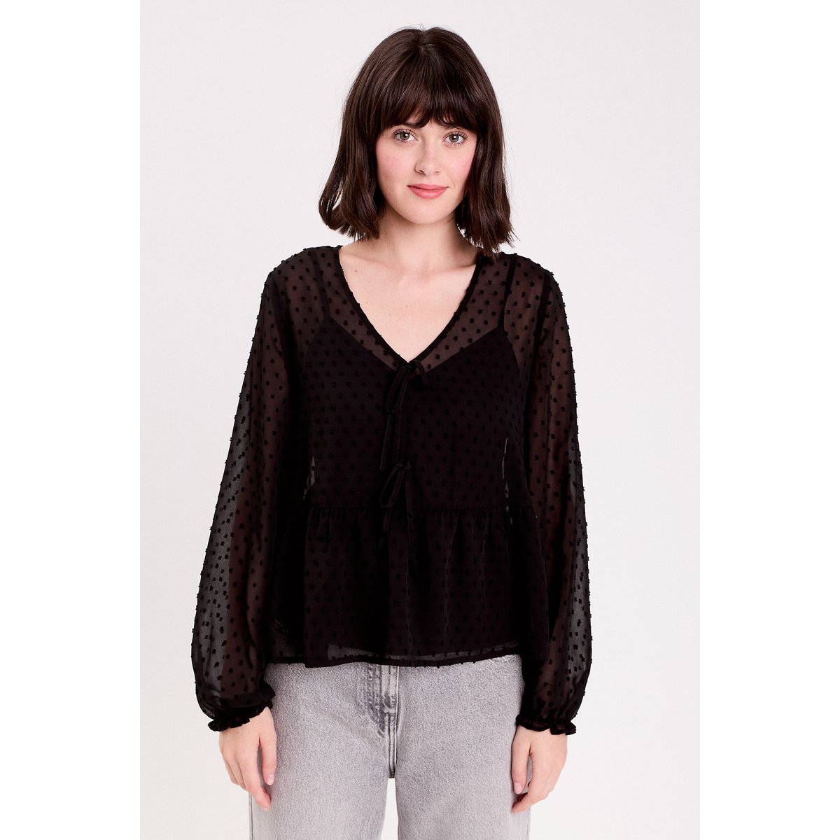 Blouse courte droite col v noir, CACHE CACHE