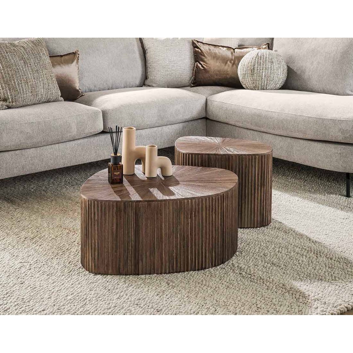 Lot de 2 tables basses gigognes en teck massif, TANIA bois, BEST MOBILIER