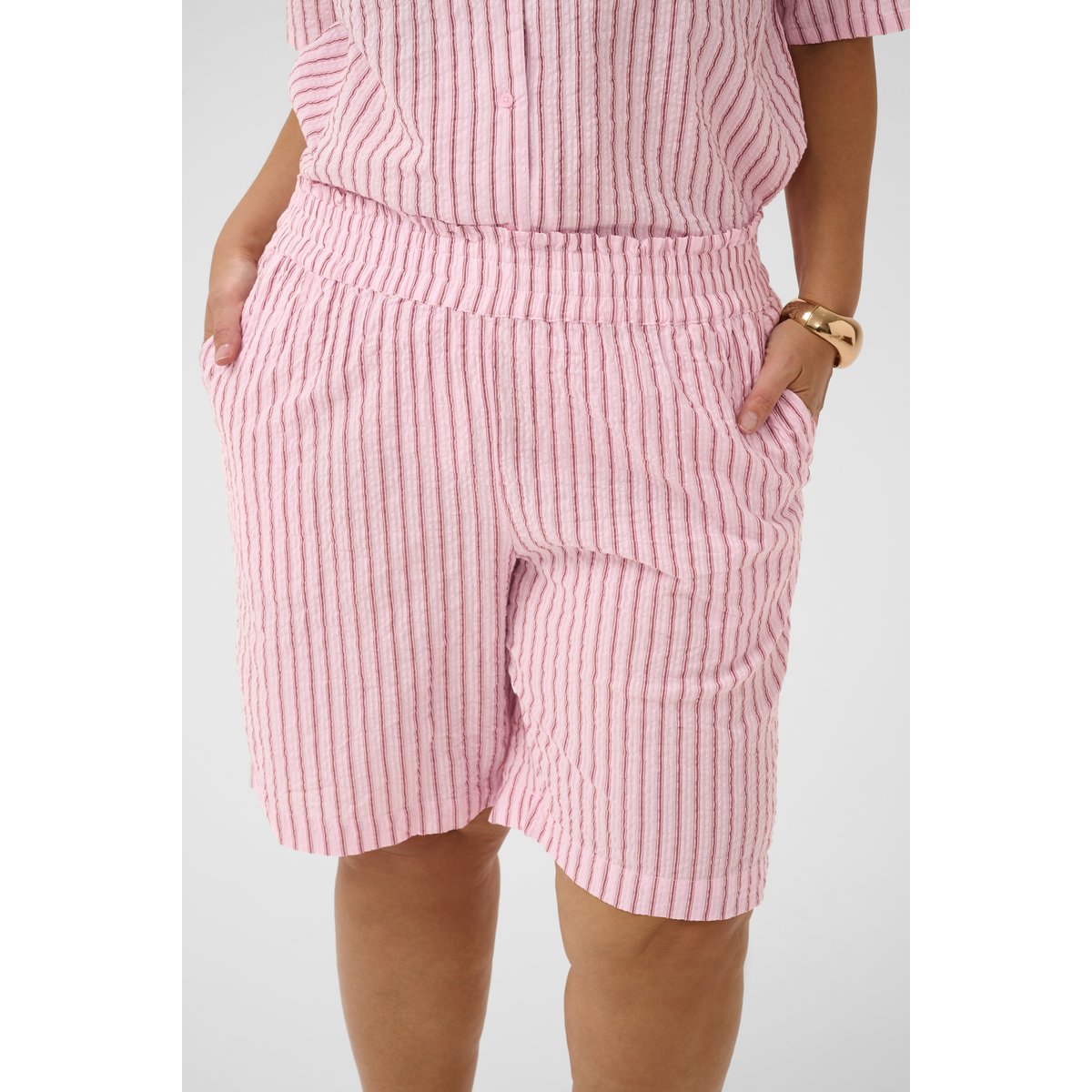 Shorts casual rose ballerina white henna stripe, KAFFE CURVE