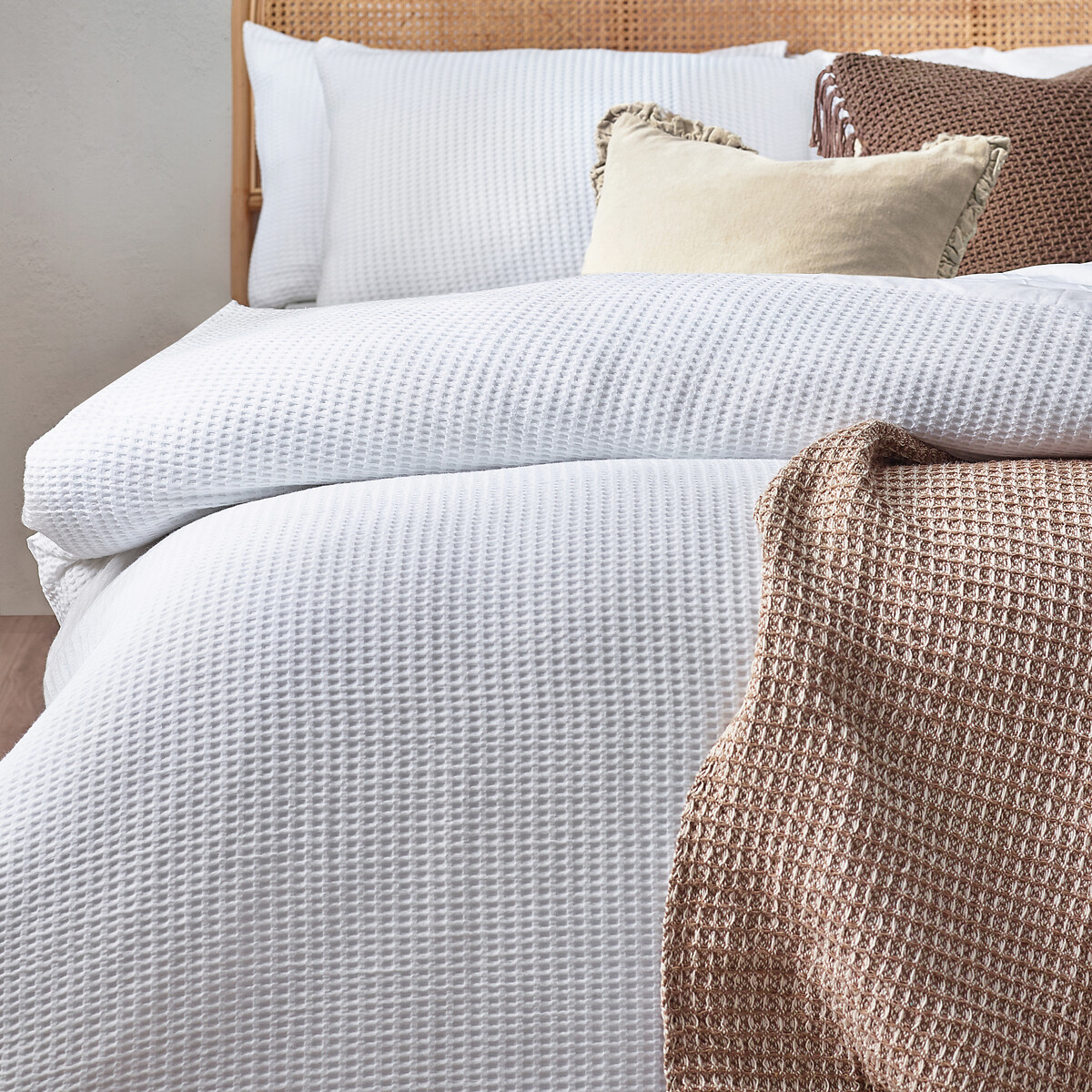 Chunky Waffle Cotton Duvet Cover and Pillowcase Set white, YARD