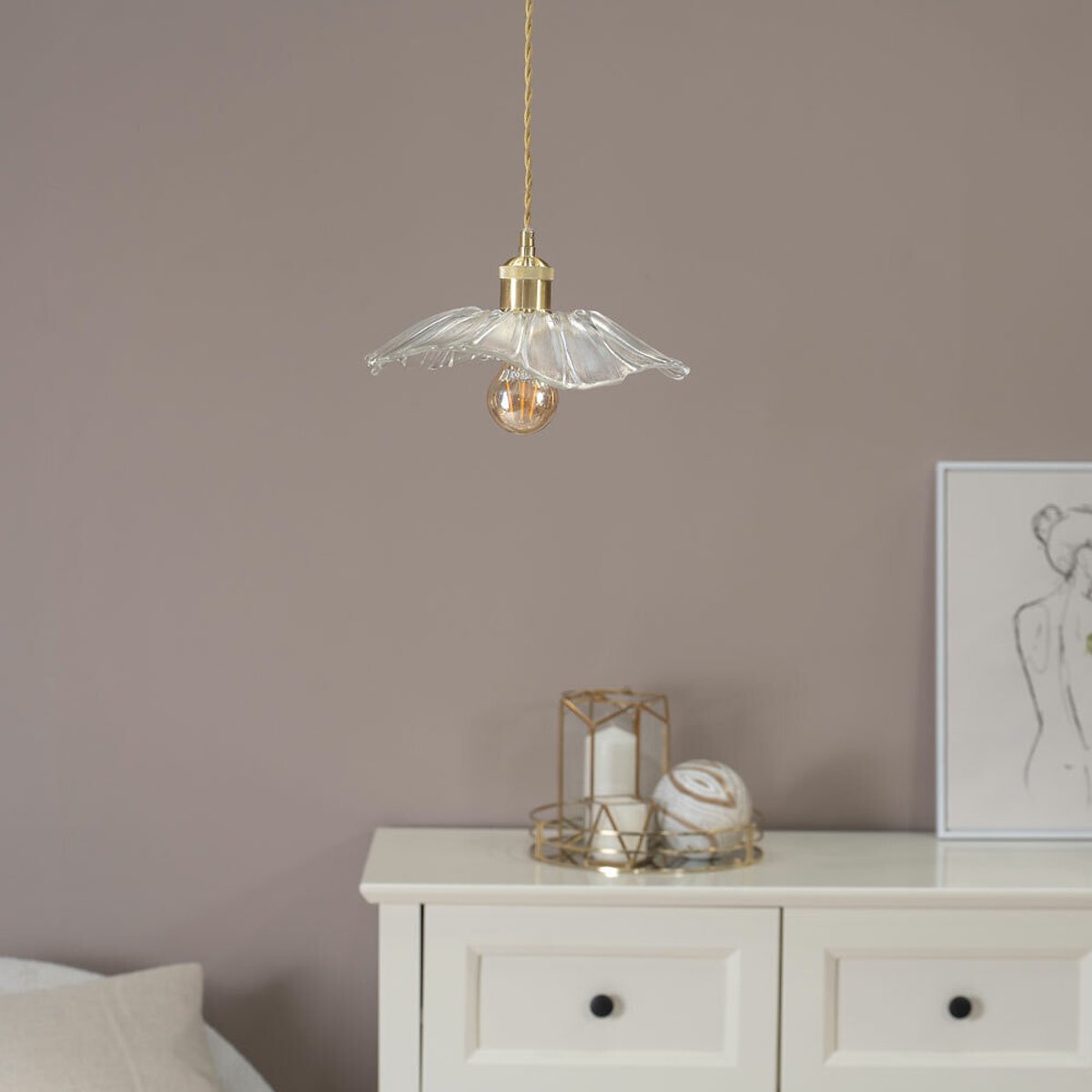 Carissa Glass Flower Pendant Light gold-coloured, SO'HOME