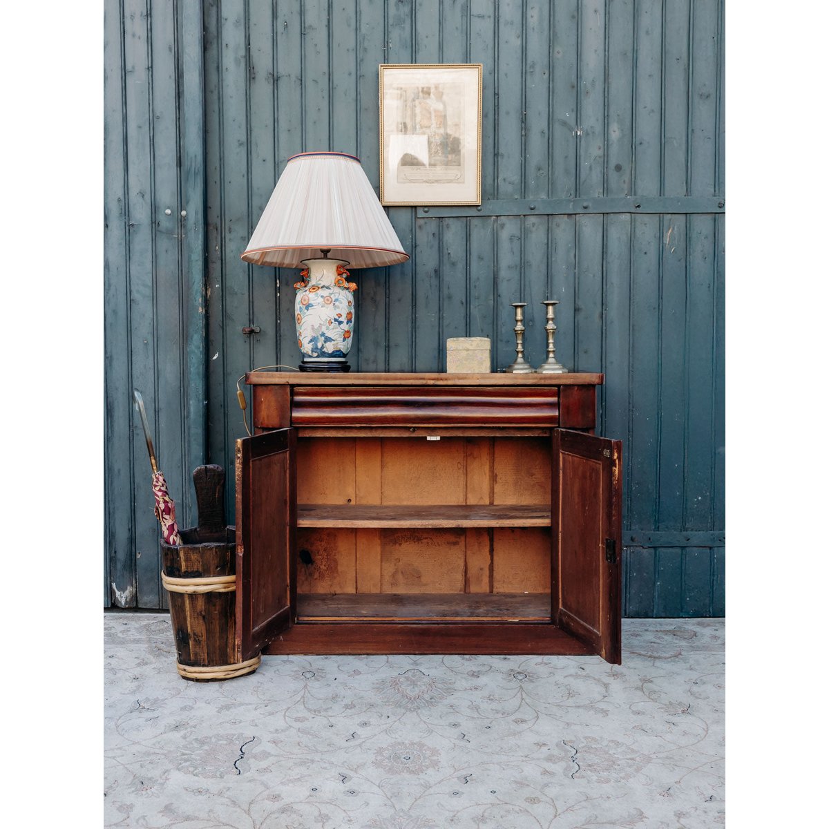 Buffet fin en bois foncé Gilbert N°605 - Bon état bois foncé, DEBONGOUT