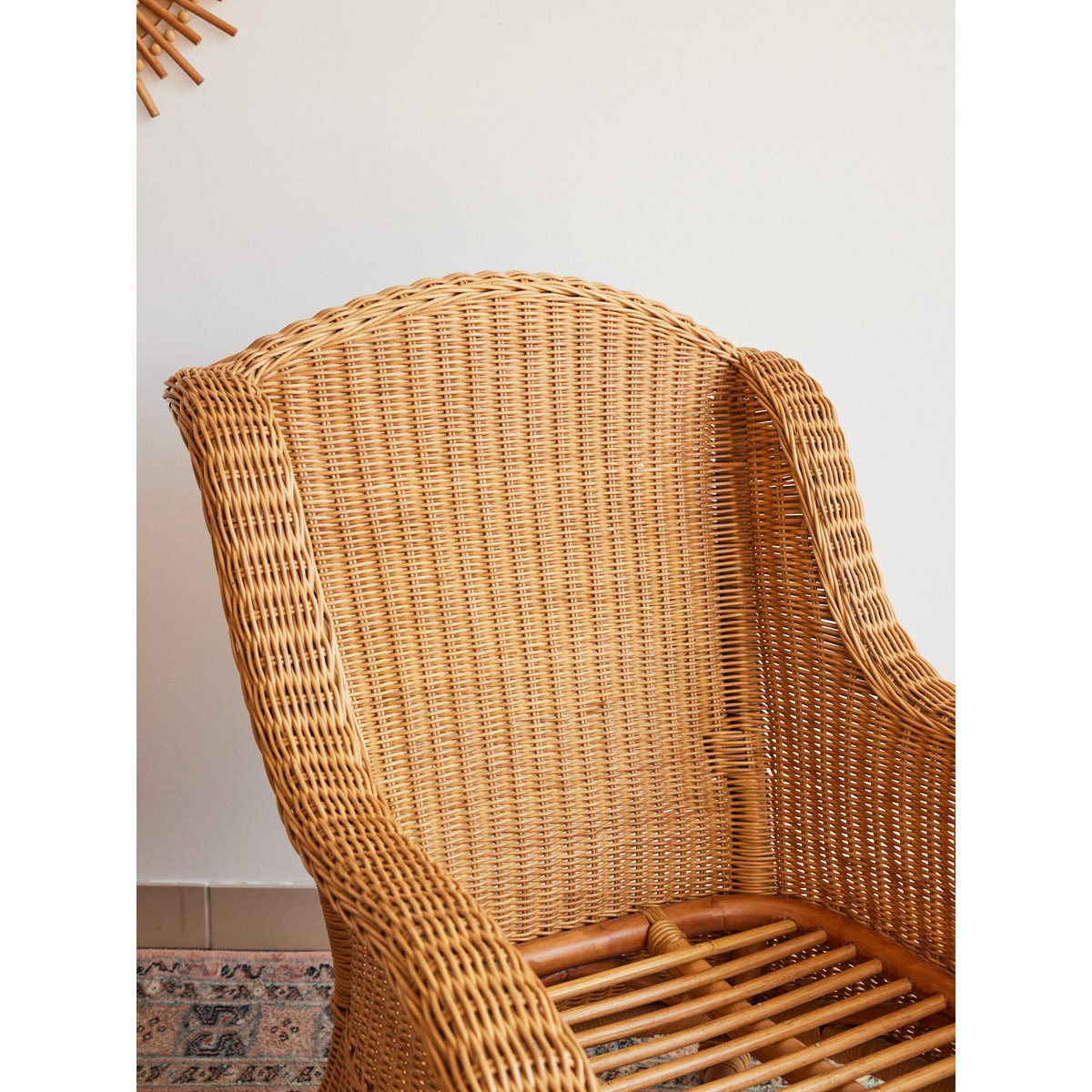 Fauteuil en osier vintage Ernest N°1044 - Bon état bois clair, DEBONGOUT