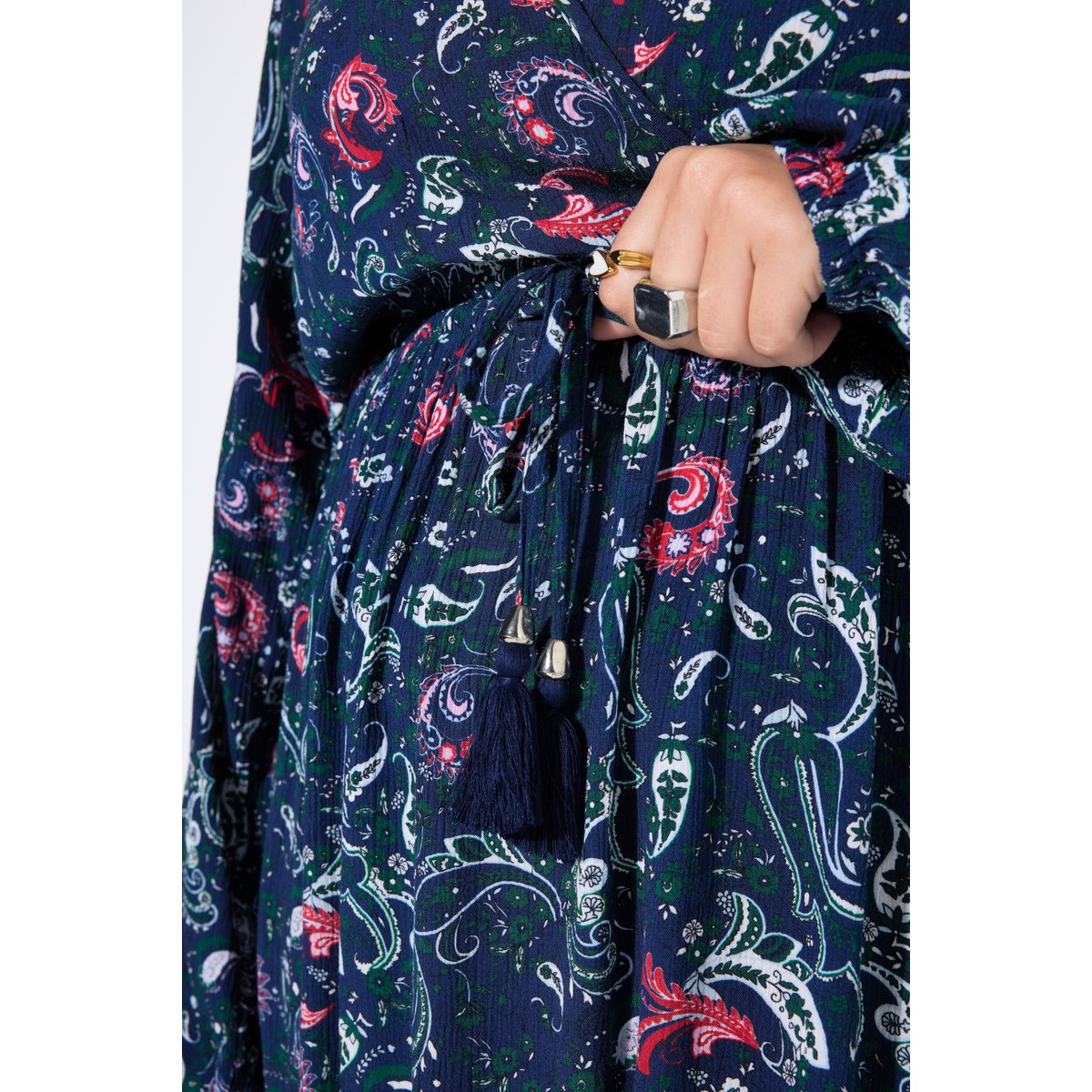 Robe Maxi, imprimé all-over, col V marine, STUDIO UNTOLD