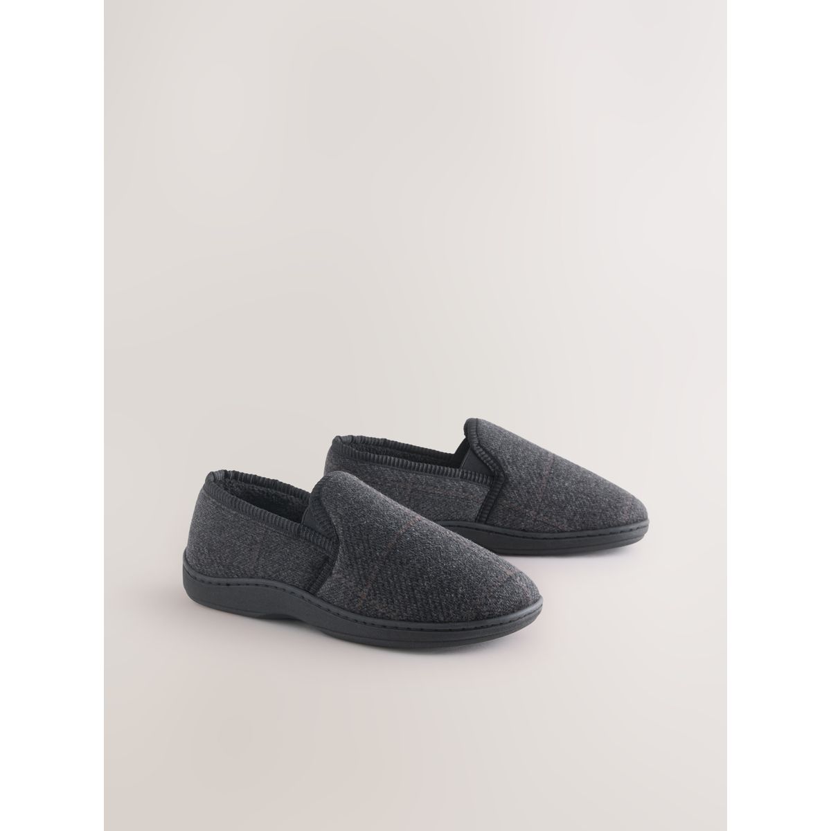 Chaussons fermés noir, NEXT