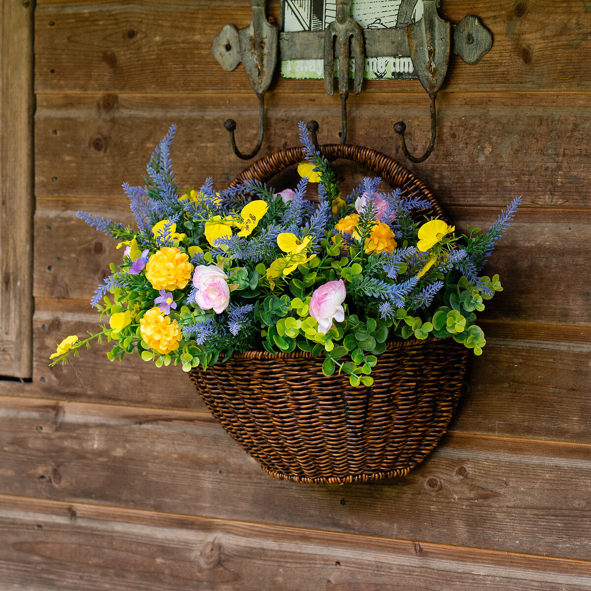 Mixed Florals Outdoor Wall Basket yellow, SO'HOME