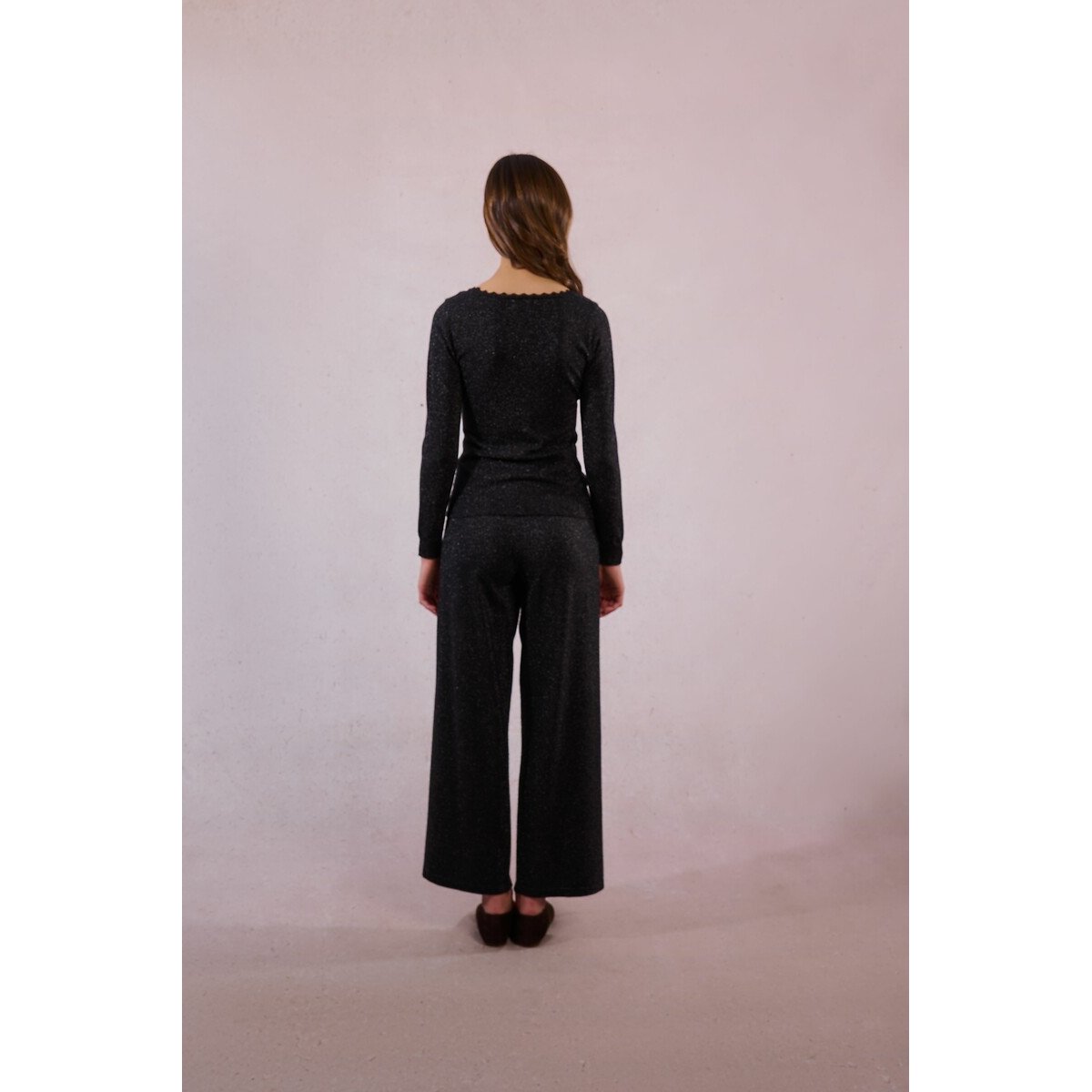 Fitted Jumper with Square Neckline and Scalloped Edging black, MOLLY BRACKEN