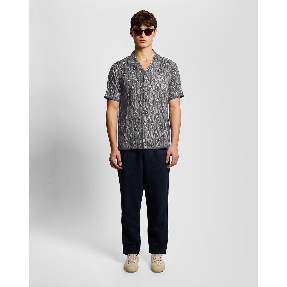 Chemise manches courtes botanique graphique noir fer, LYLE & SCOTT