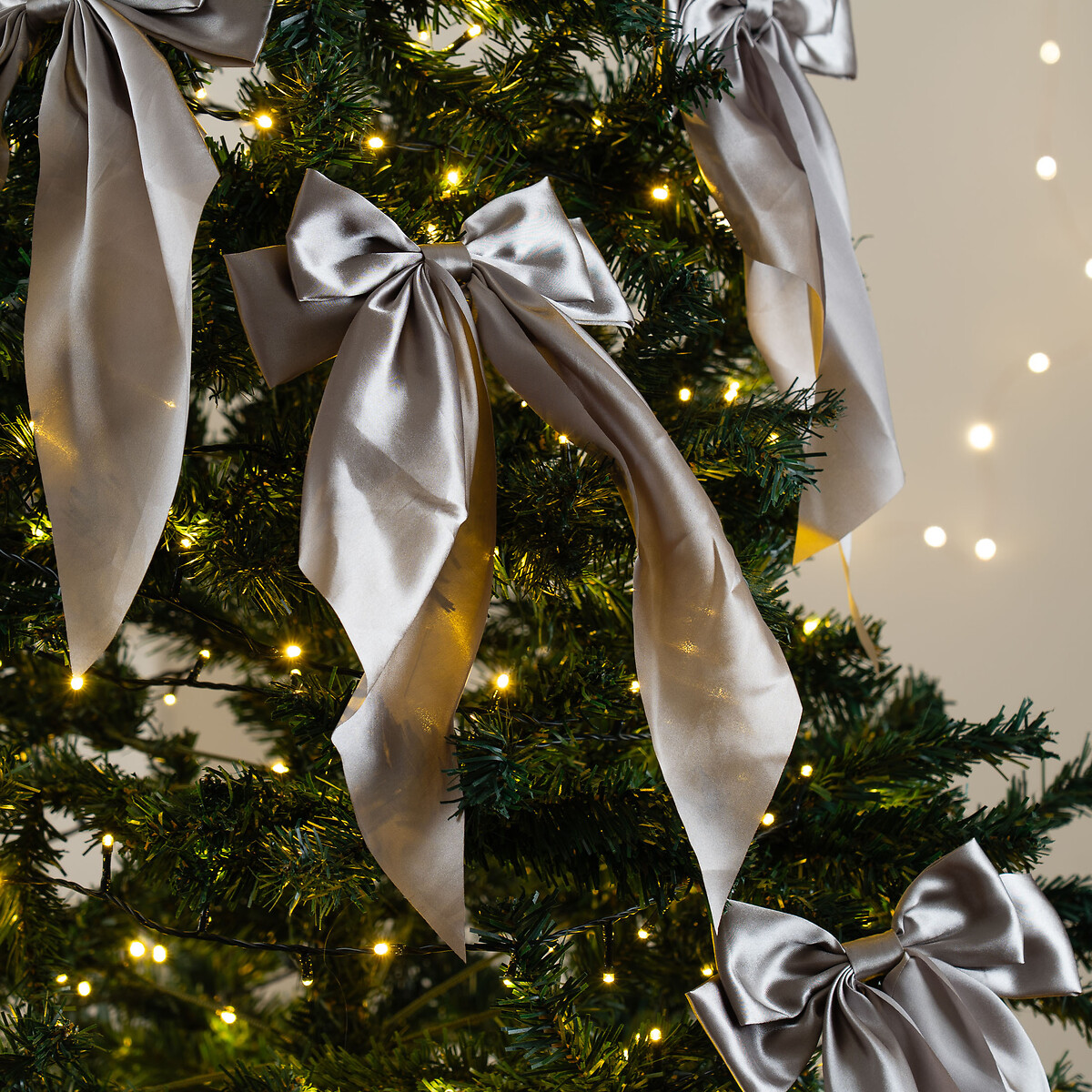 Set of 6 19cm Clip-on Satin Bows in Silver silver-coloured, SO'HOME