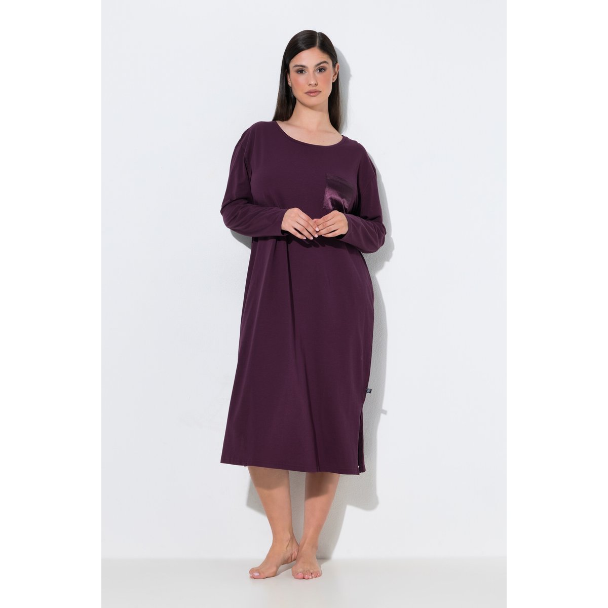 Chemise de nuit à col rond et manches prune foncé, ULLA POPKEN