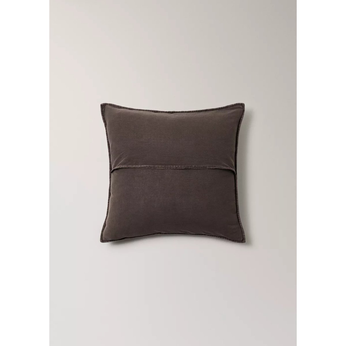 Housse de coussin pour lit en coton garment-dyed 50x50 cm café, MANGO HOME