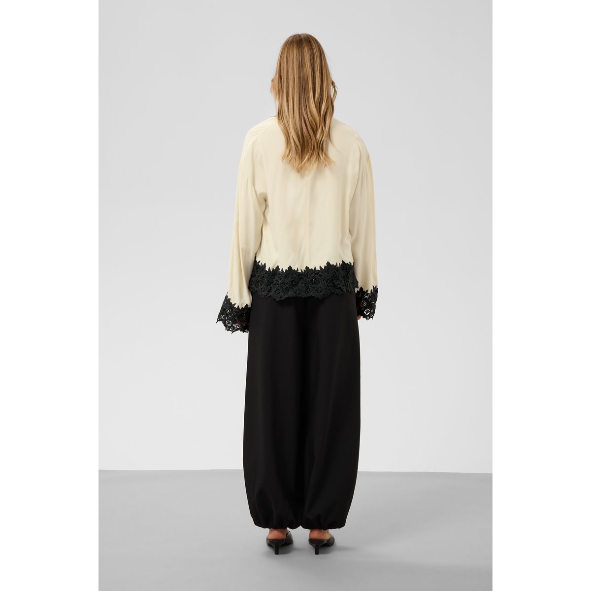 Blouse à manches longues beige pistachio shell, SOAKED IN LUXURY