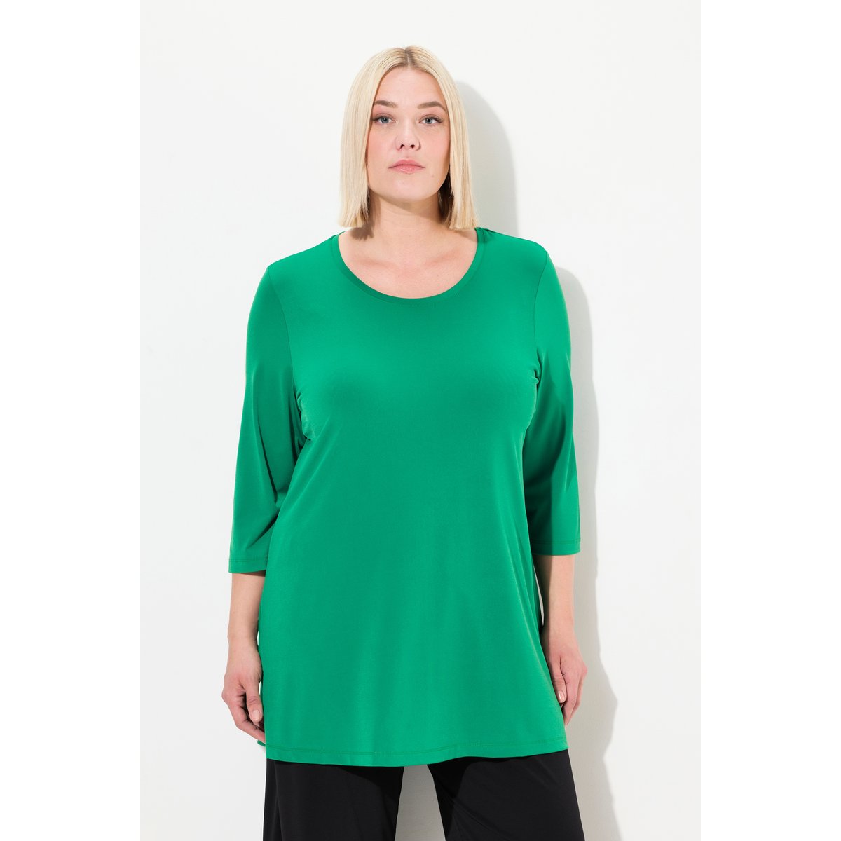 T-shirt long, coupe évasée et décolleté rond vert d’été, ULLA POPKEN