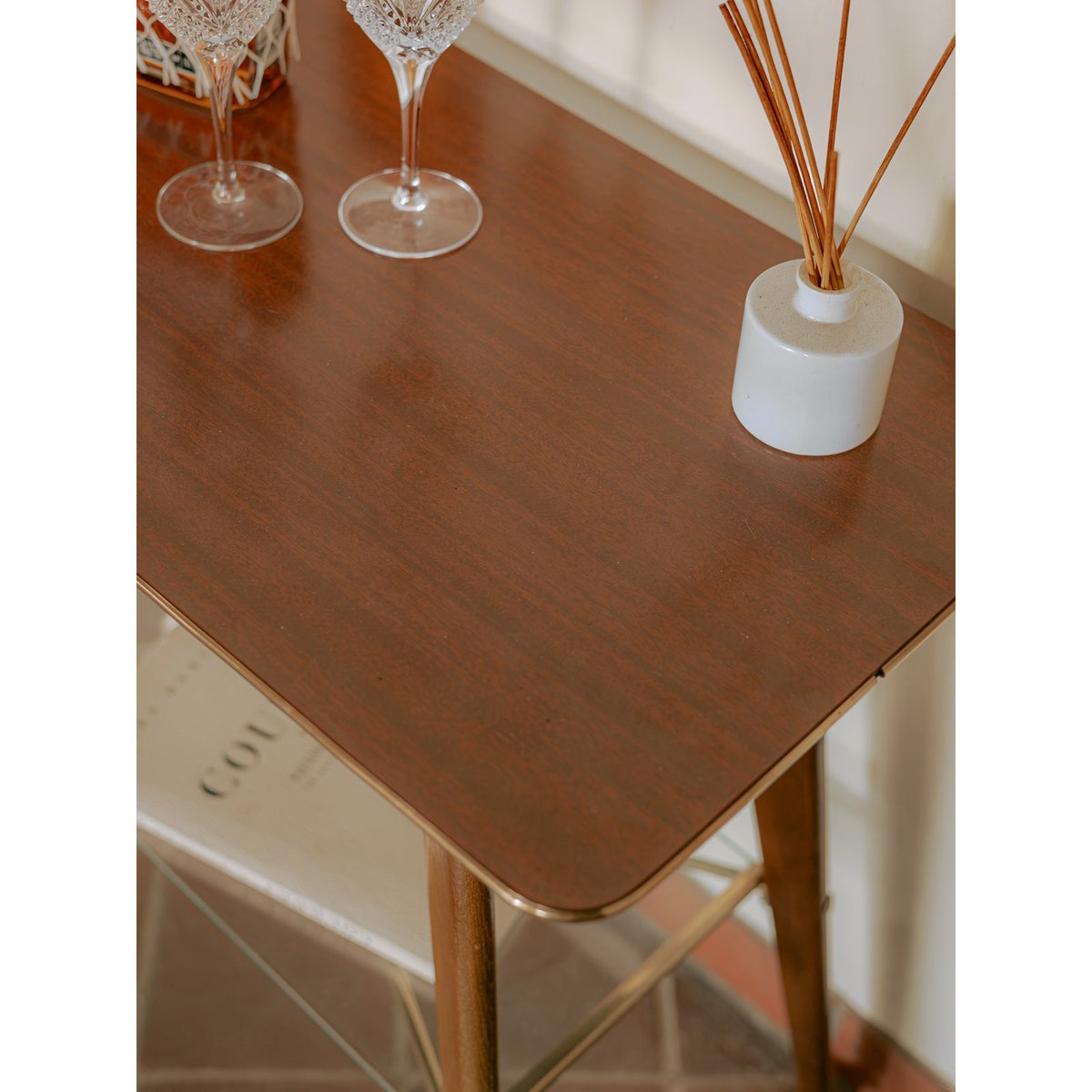 Desserte à roulettes en bois et verre mid-century Anouk N°359 - Bon état bois clair, DEBONGOUT