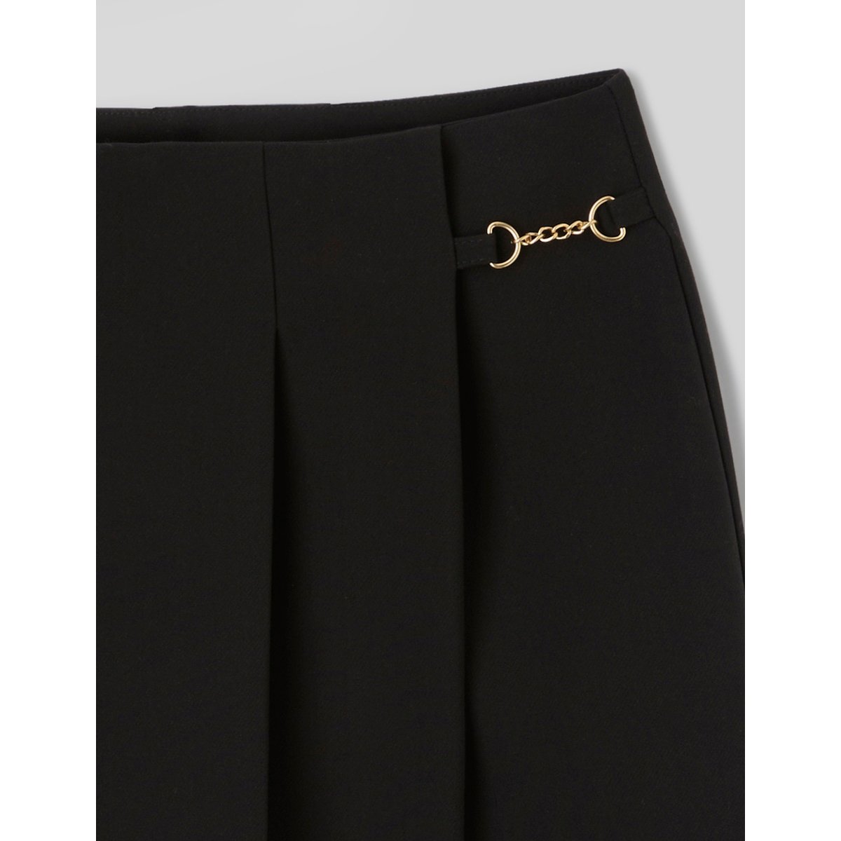 Jupe-short noir, BZB