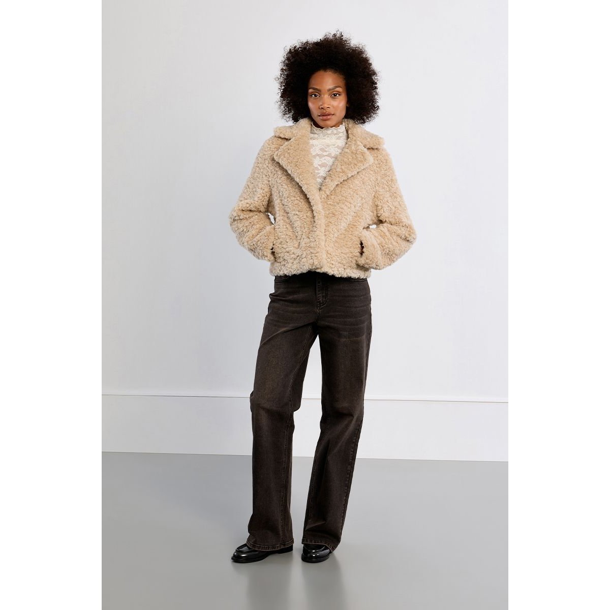 Veste droite, moutonnée beige, LILI SIDONIO