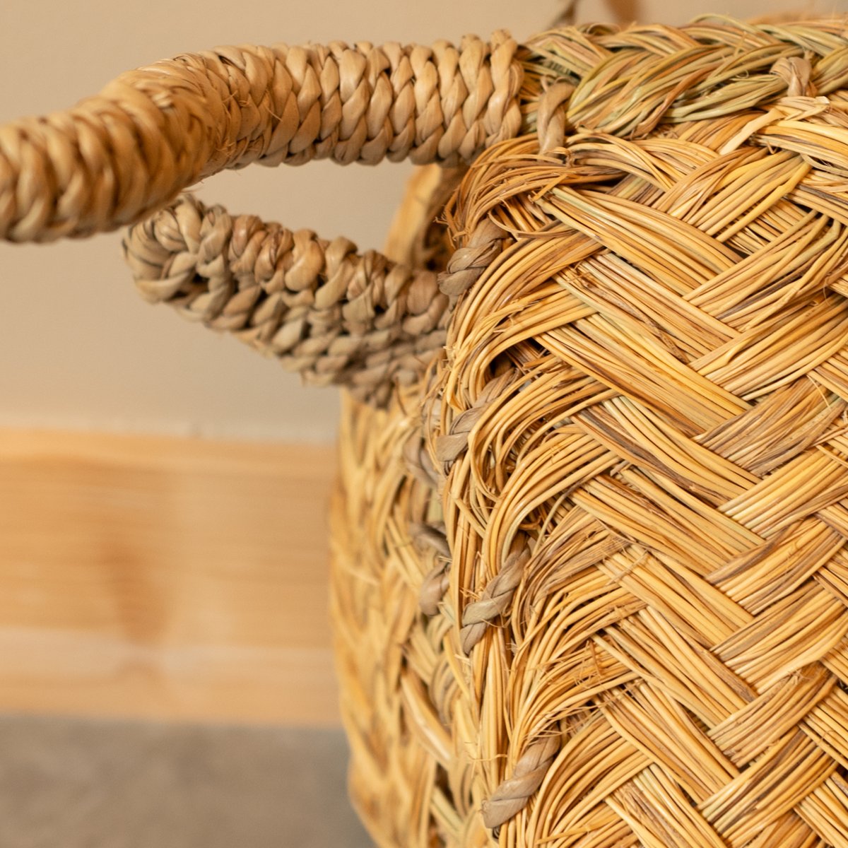 Déco murale petite tête de Taureau en paille - LOJI naturel, HOME MAISON