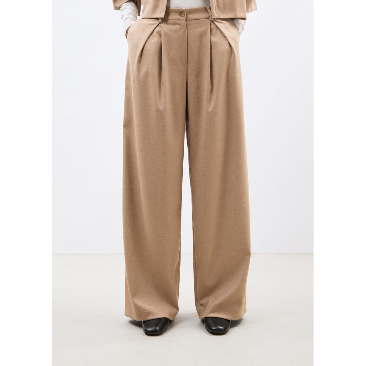 Pantalon large en flanelle sable, HUMILITY