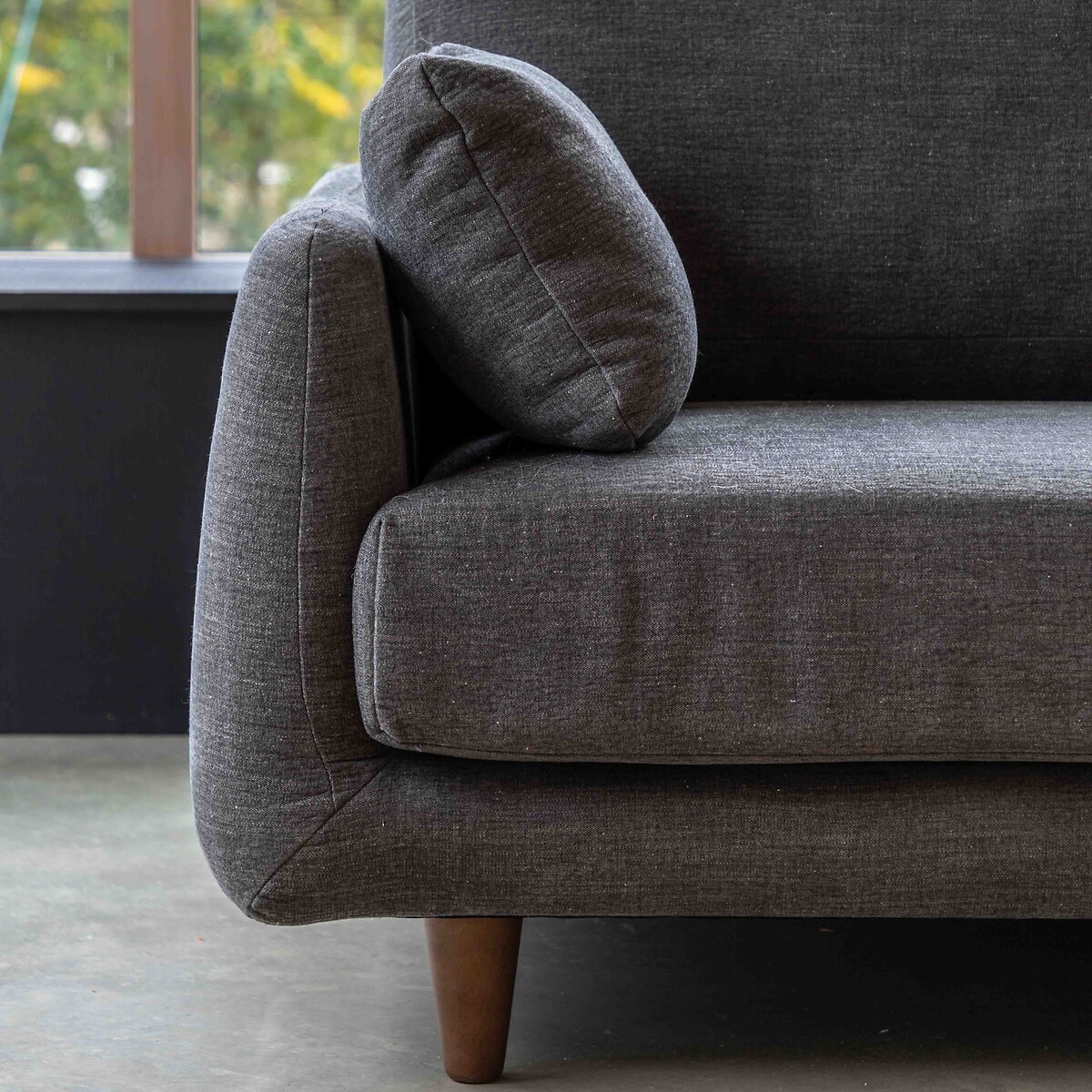 Orchard Soft Linen Chaise Sofa (Right Facing) magnet, ÉDITÉ