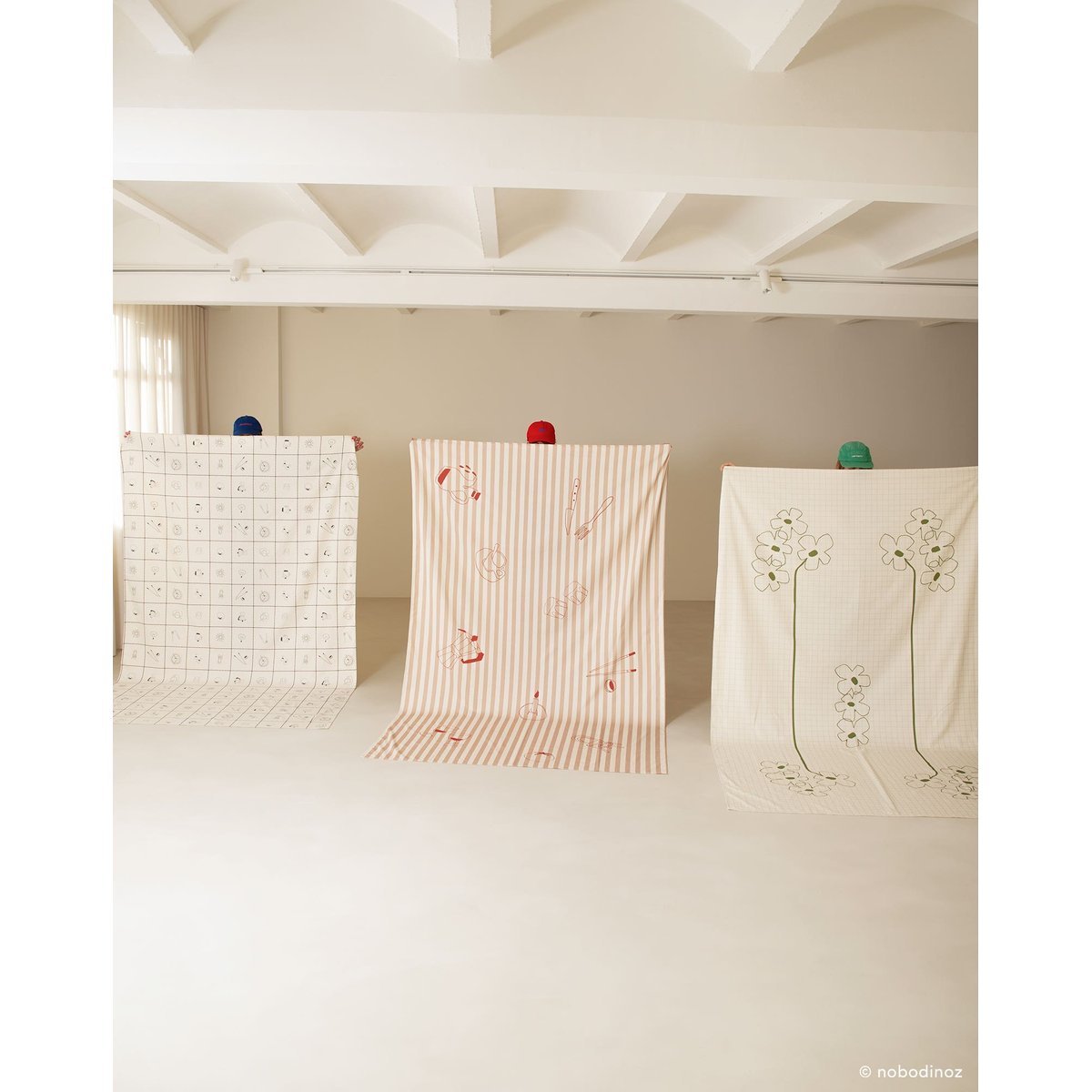 Nappe 150 x 250 cm jardin vert, NOBODINOZ