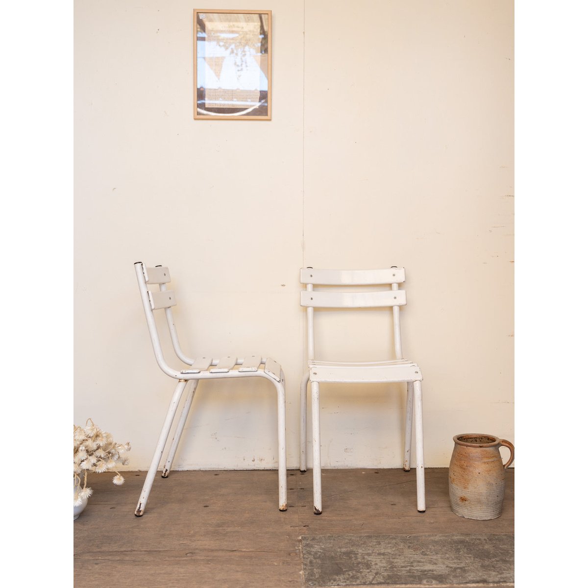 Lot de 4 chaises en métal blanc Alma N°1832 - Bon état blanc, DEBONGOUT