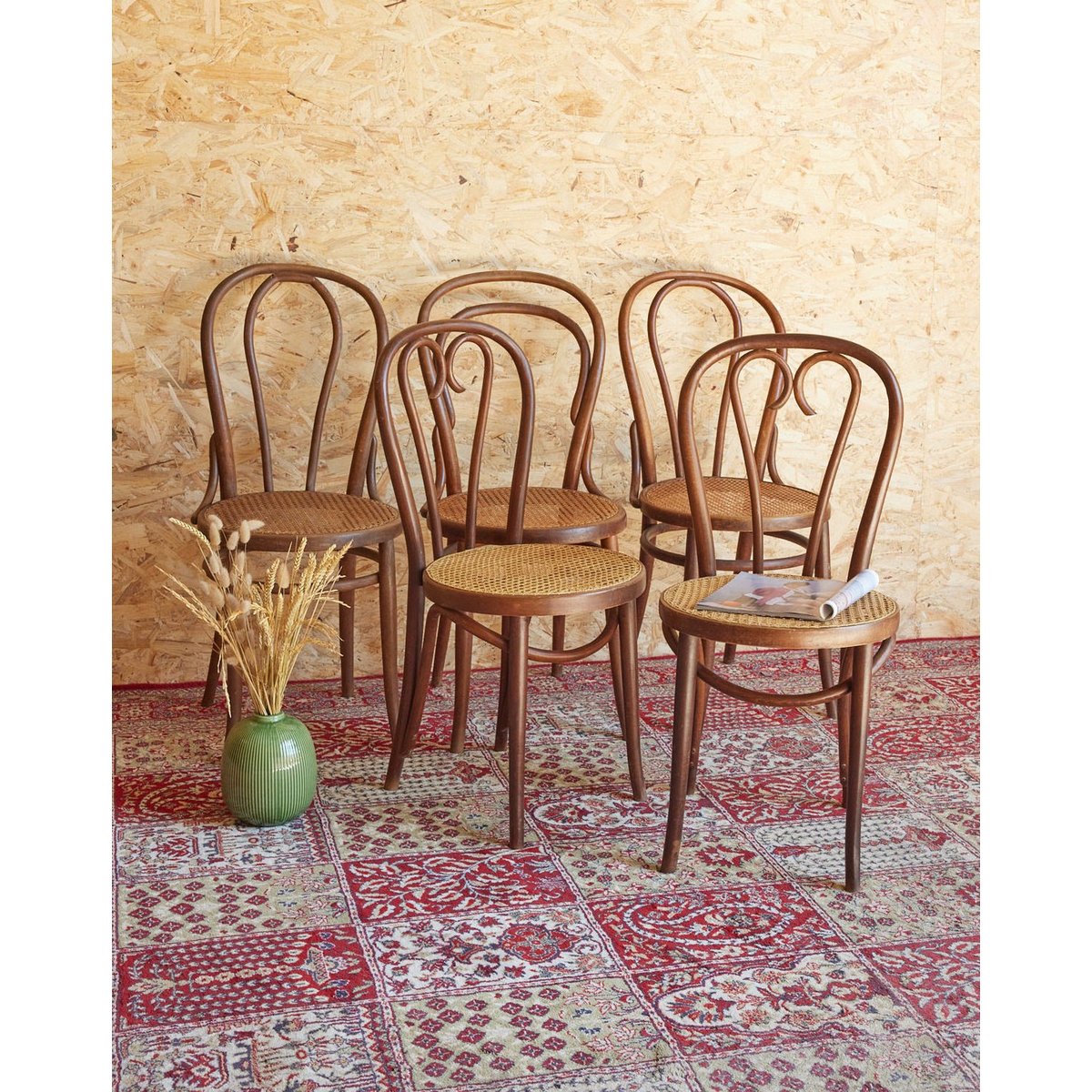 Lot de 4 chaises bistrot Claude N°1263 - Bon état bois foncé, DEBONGOUT