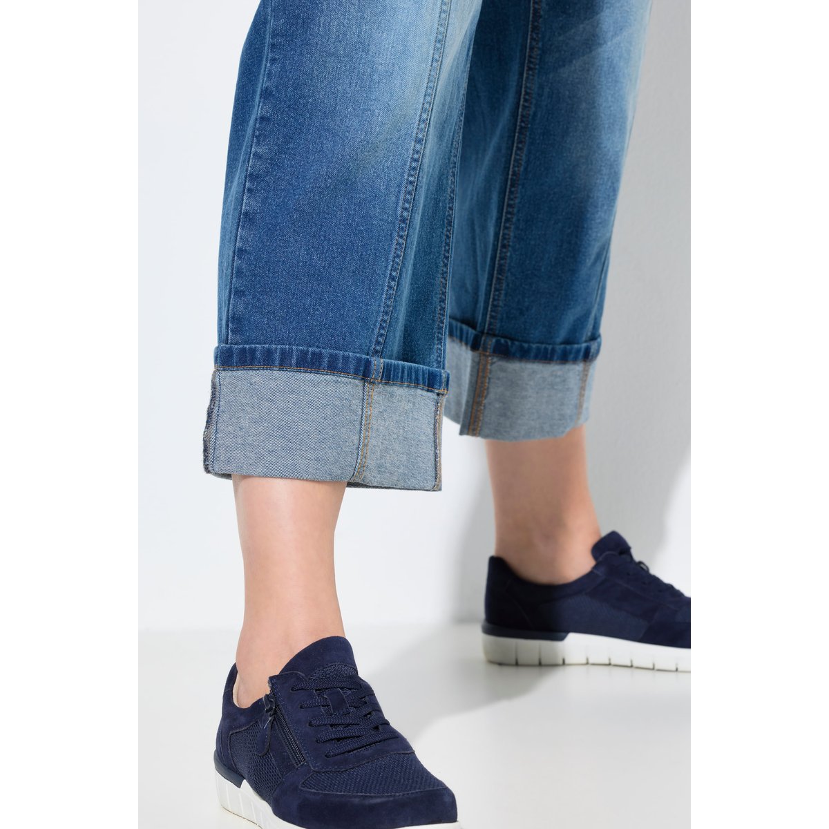 Jean Mary jambe droite et large, avec revers bleu jean, ULLA POPKEN