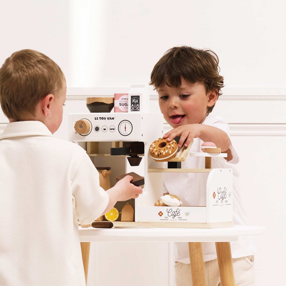 Grande machine à café barista blanc, LE TOY VAN