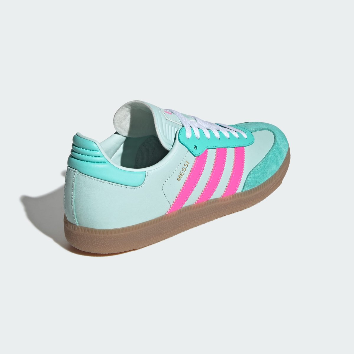 Chaussure Samba Messi Chaussure Samba Messi halo mint / lucid pink / gum, adidas Performance