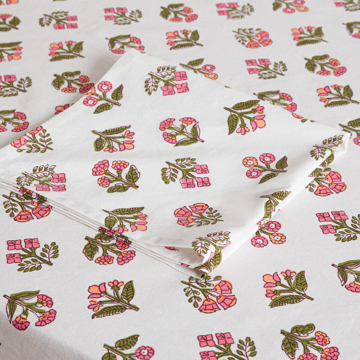 Vandi Printed Washed Cotton Tablecloth print/ecru background, LA REDOUTE INTERIEURS