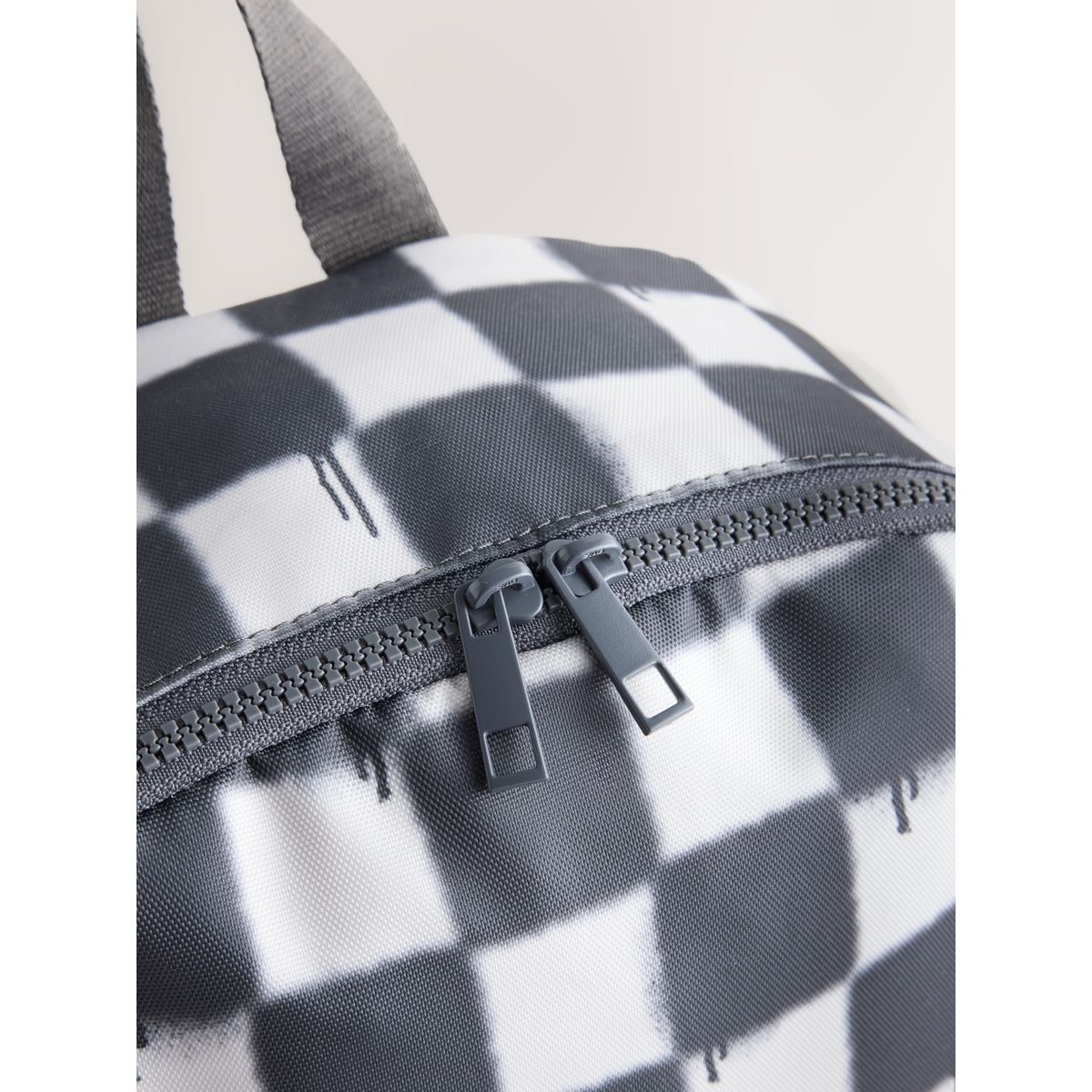 Sac à dos motifs damier monochrome, NEXT
