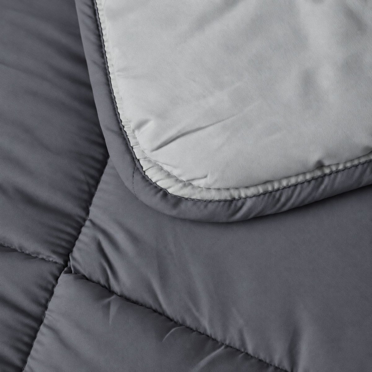 Couette chaude microfibre bicolore 400 gr/m2 argent, TOISON D OR