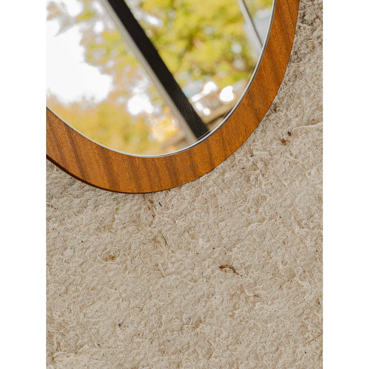Miroir ovale en teck Igor N°1135 - Bon état bois foncé, DEBONGOUT