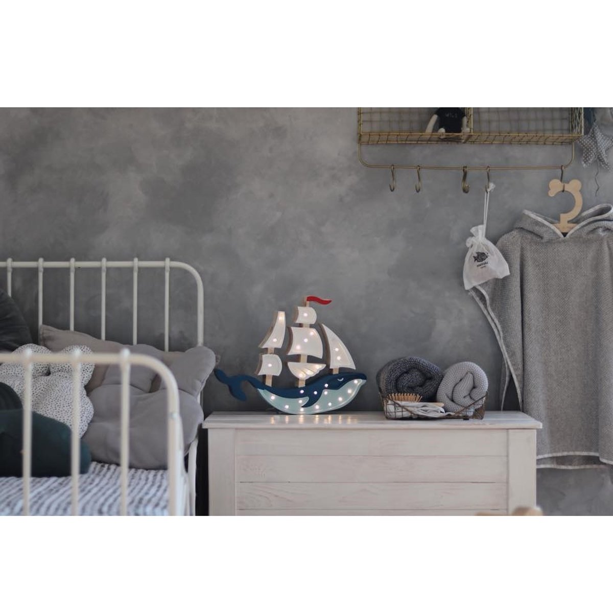 Lampe Veilleuse Navire bleu marine, LITTLE LIGHTS