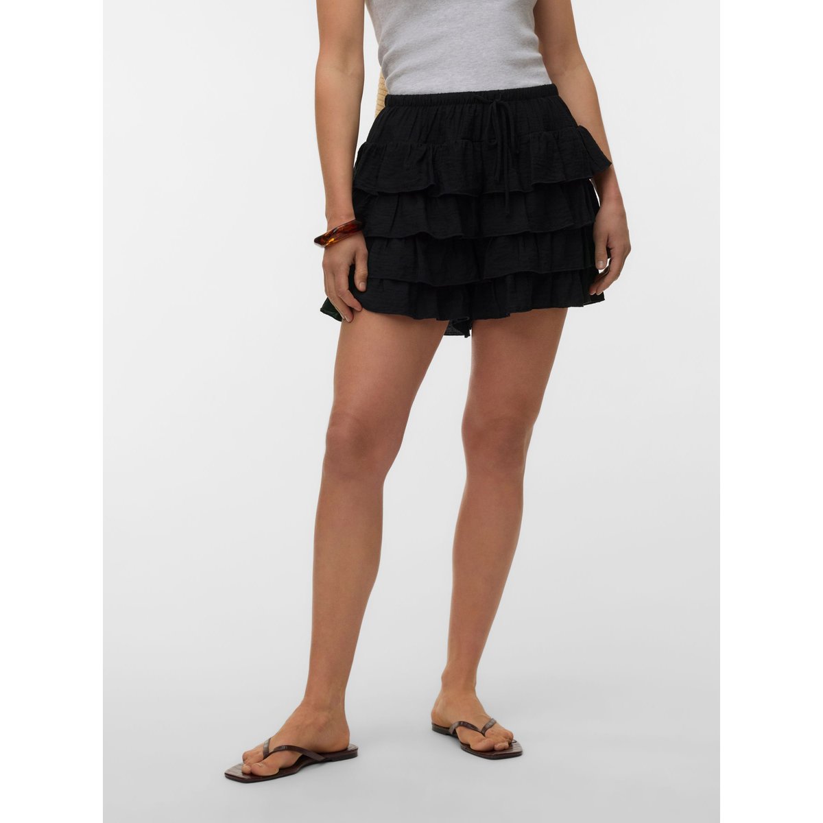 Short black 1, VERO MODA