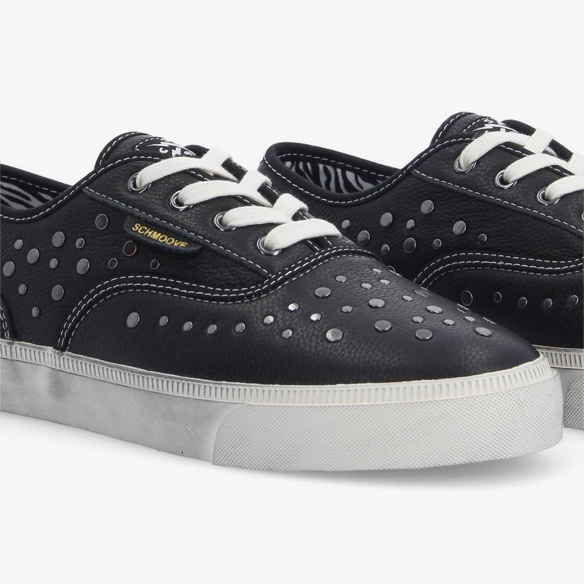 Arlo Studs - Noir noir, SCHMOOVE