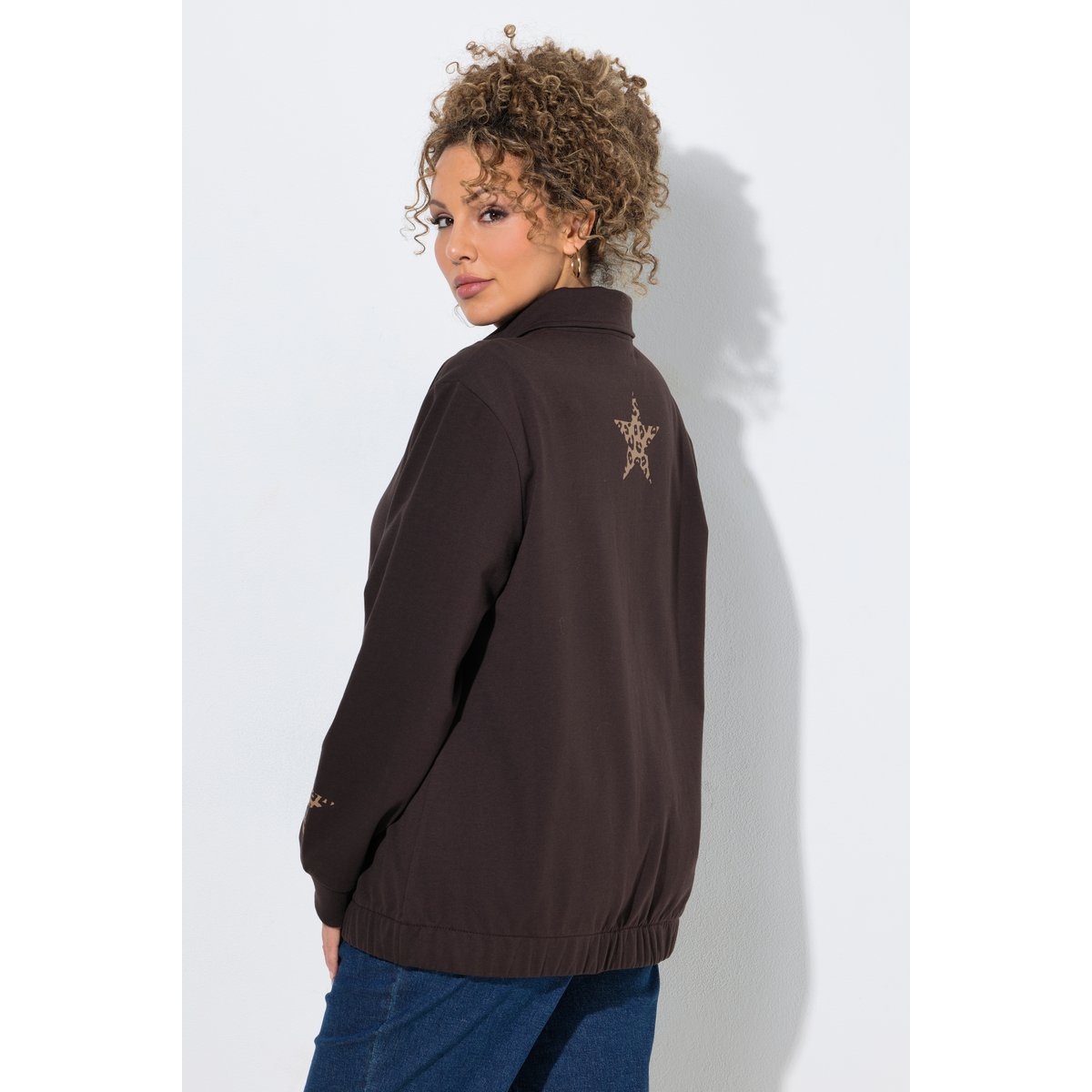 Veste en molleton avec étoiles acajou, ULLA POPKEN