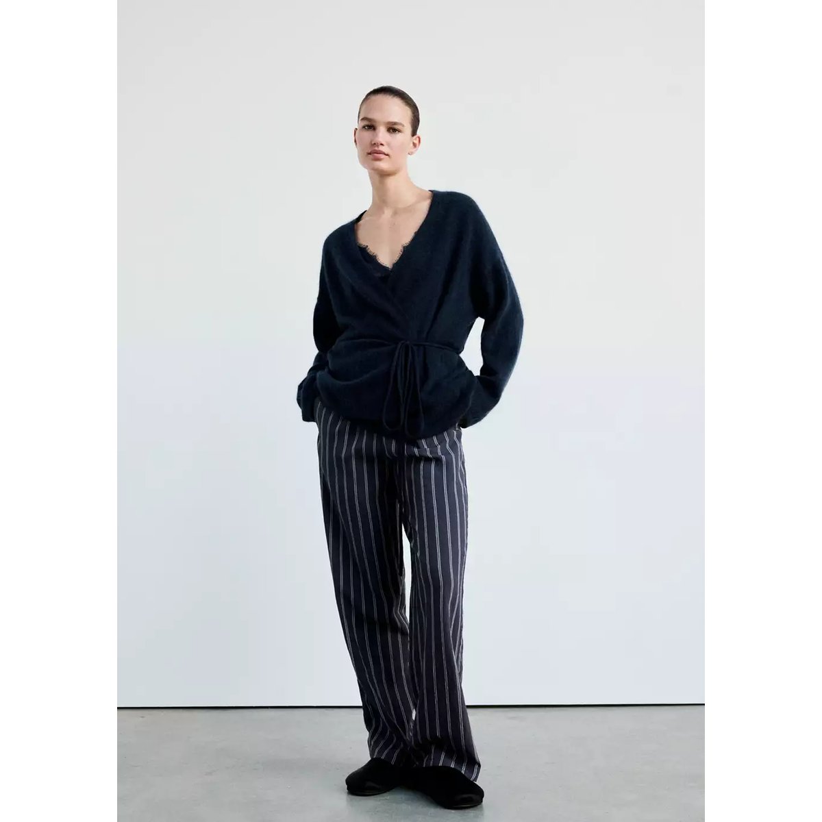 Cardigan 100 % cachemire bleu marine, MANGO
