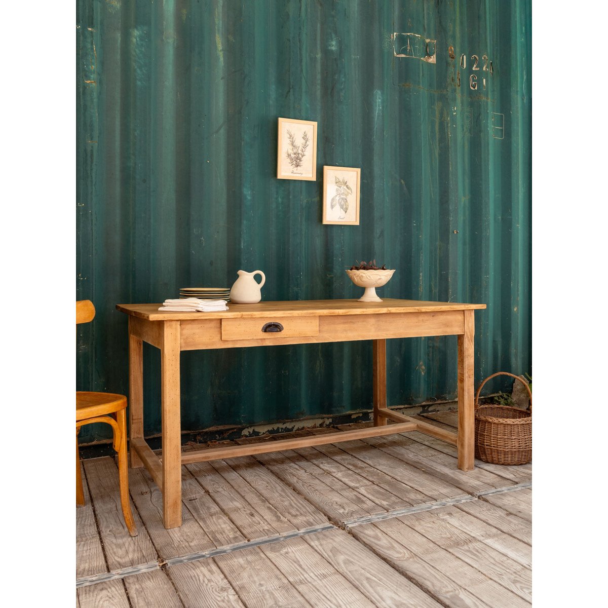 Table à manger en bois pour 6 convives Romy N°1461 - Bon état bois clair, DEBONGOUT