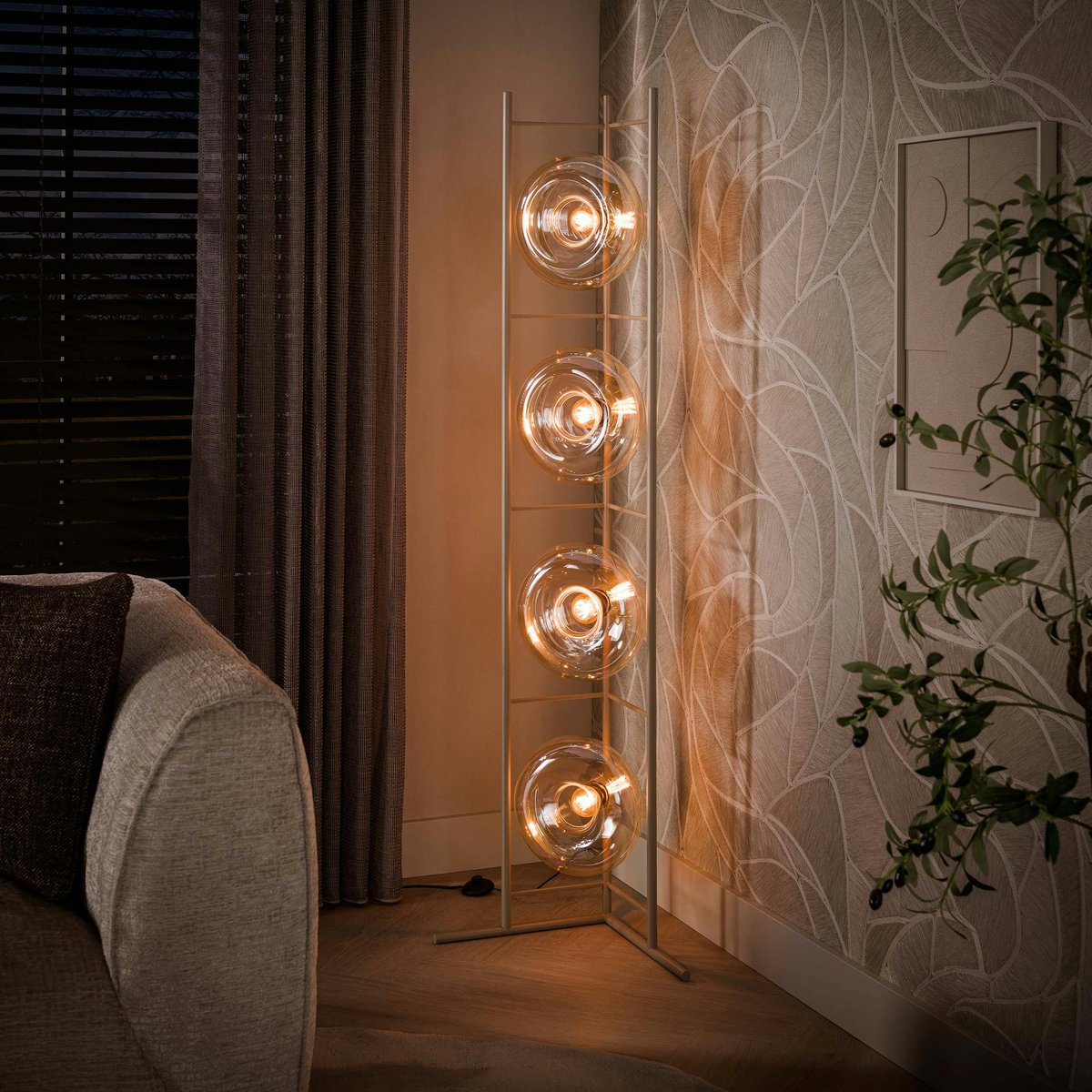 Lampadaire en verre 4 abat-jour NIAGARA ambré et beige, PIER IMPORT