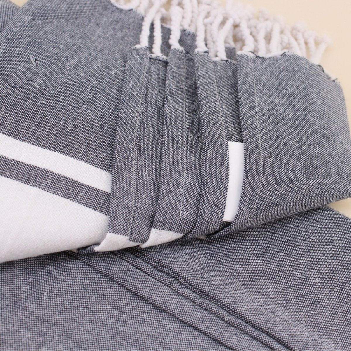 Fouta à franges 90x180cm gris, ORNAMI