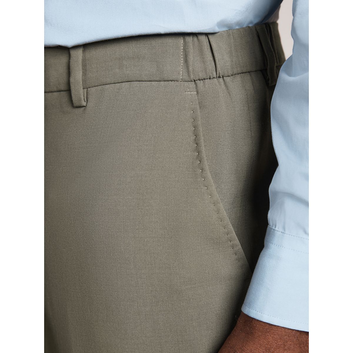 Pantalon de costume près du corps en laine signature vert sauge, NEXT