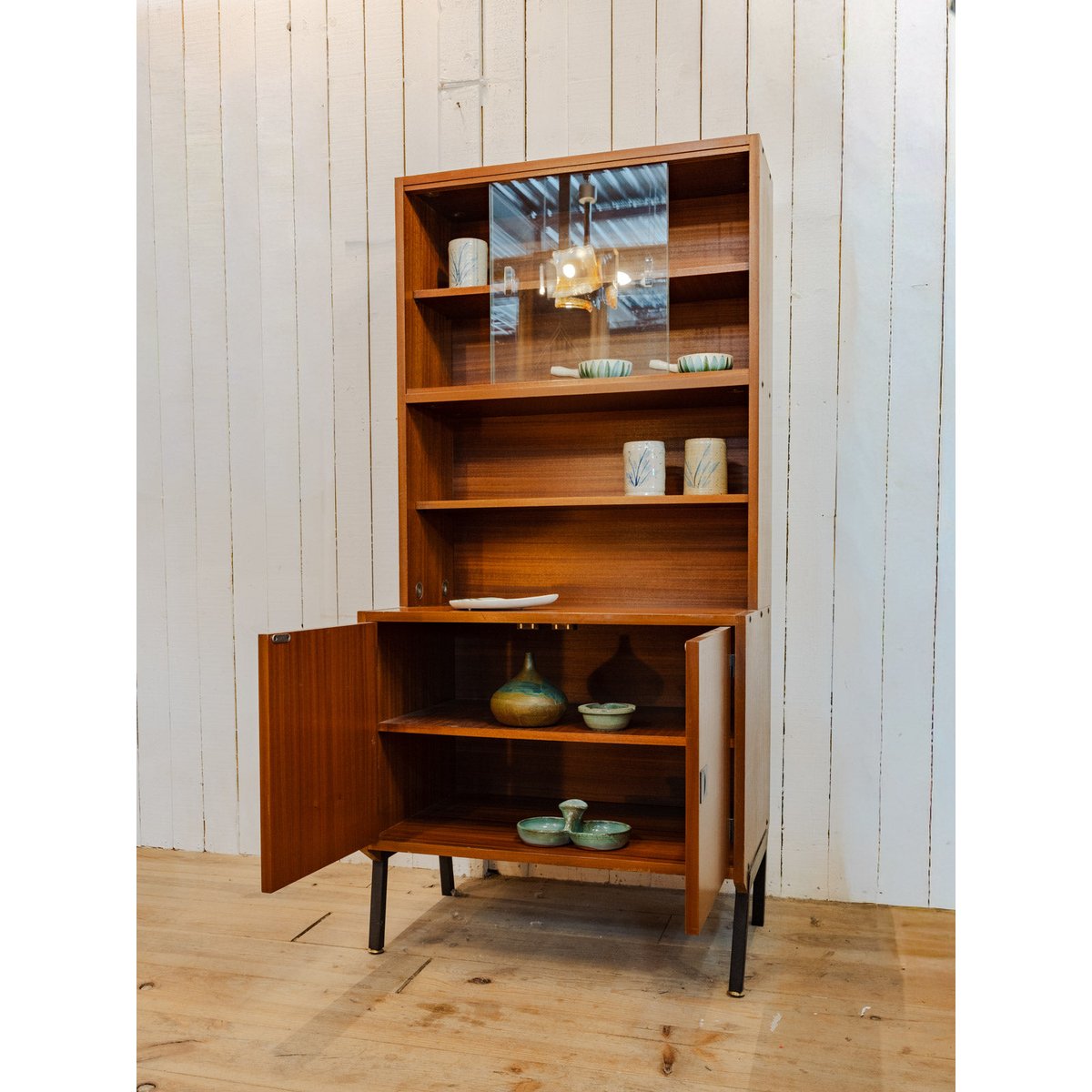 Bibliothèque en bois et métal noir Madeleine N°761 - Bon état bois foncé, DEBONGOUT
