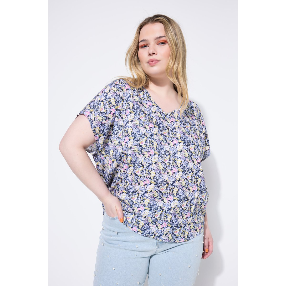 Blouse oversize à imprimé floral rose vif, STUDIO UNTOLD