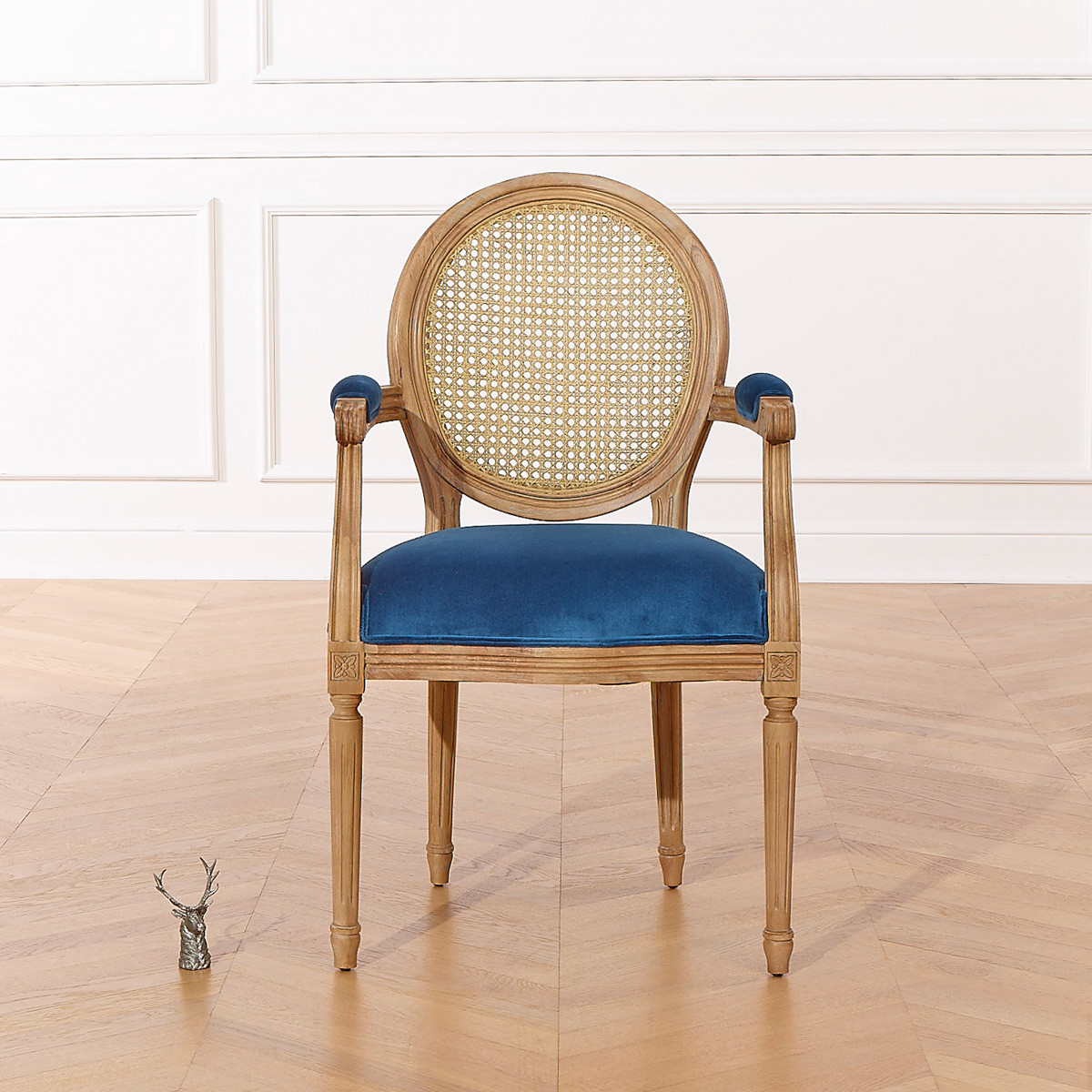 Fauteuil de table style classique en hévéa, cannage et velours MEDAILLON bleu orage, ROBIN DES BOIS