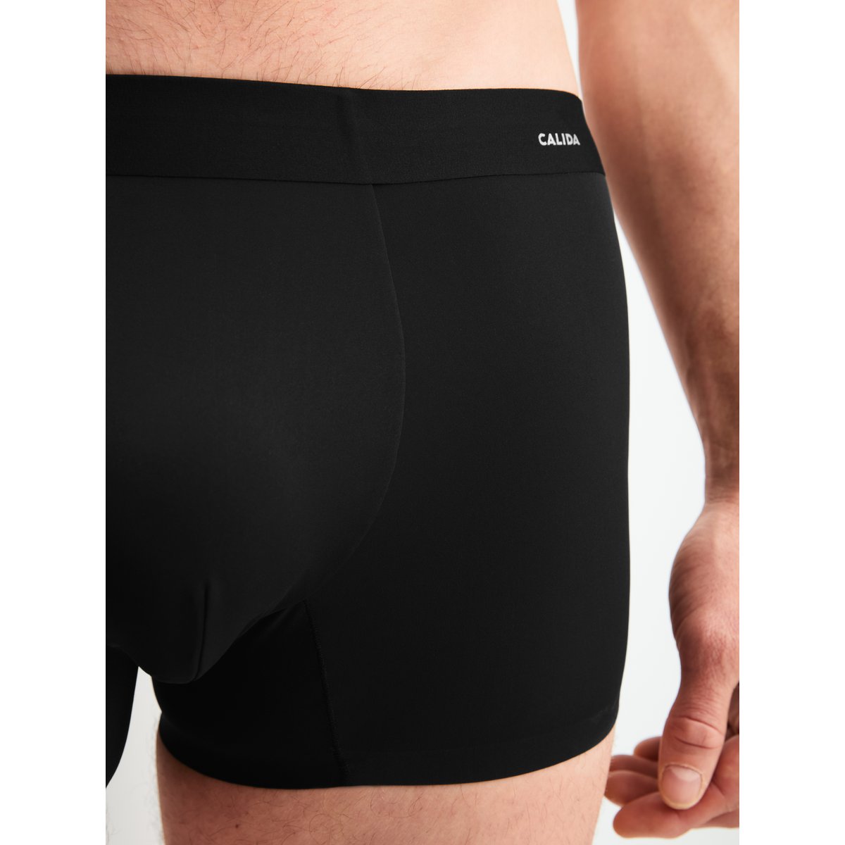 Polyamide MICRO INVISIBLE noir, CALIDA