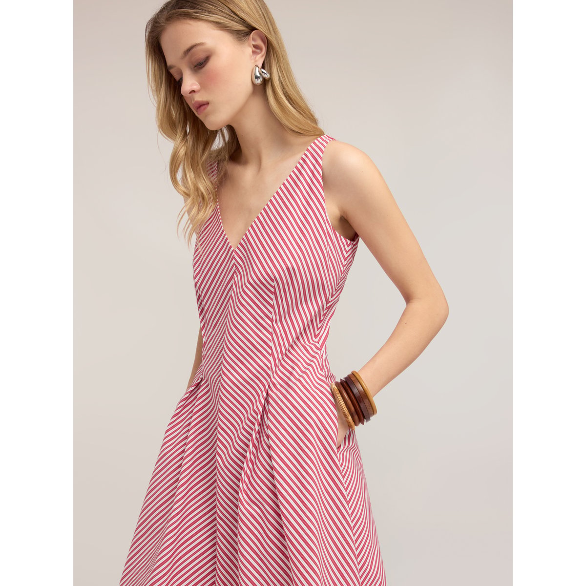 Robe ligne A à rayures rouge, MOTIVI